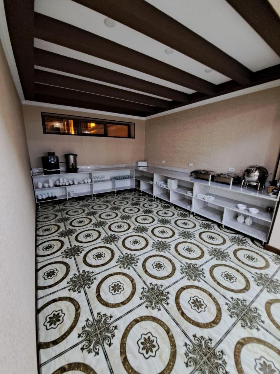 Caravan Plaza Inn Boutique Бухара Экстерьер фото